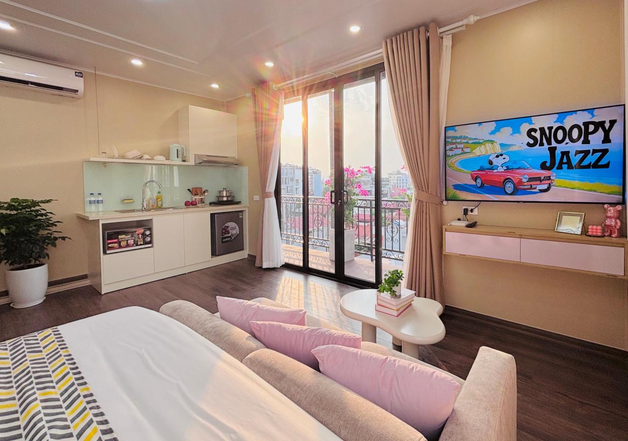 T98 Westlake Quang An - Tay Ho Center Garden View Studio! 하노이 외부 사진